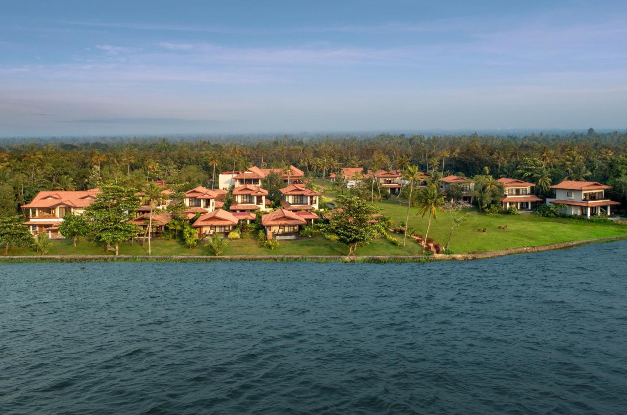 Niraamaya Wellness Retreats Backwaters And Beyond Kumarakom Buitenkant foto