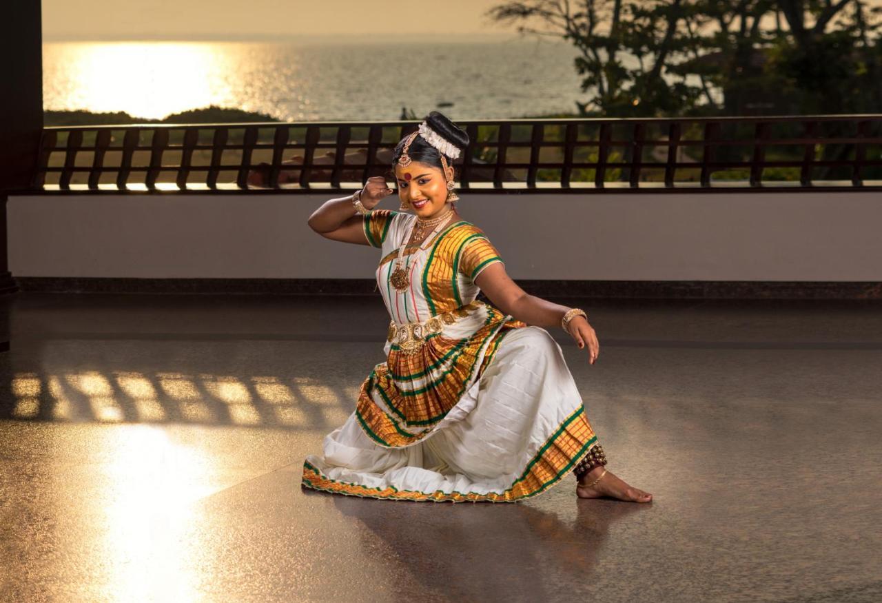 Niraamaya Wellness Retreats Backwaters And Beyond Kumarakom Buitenkant foto